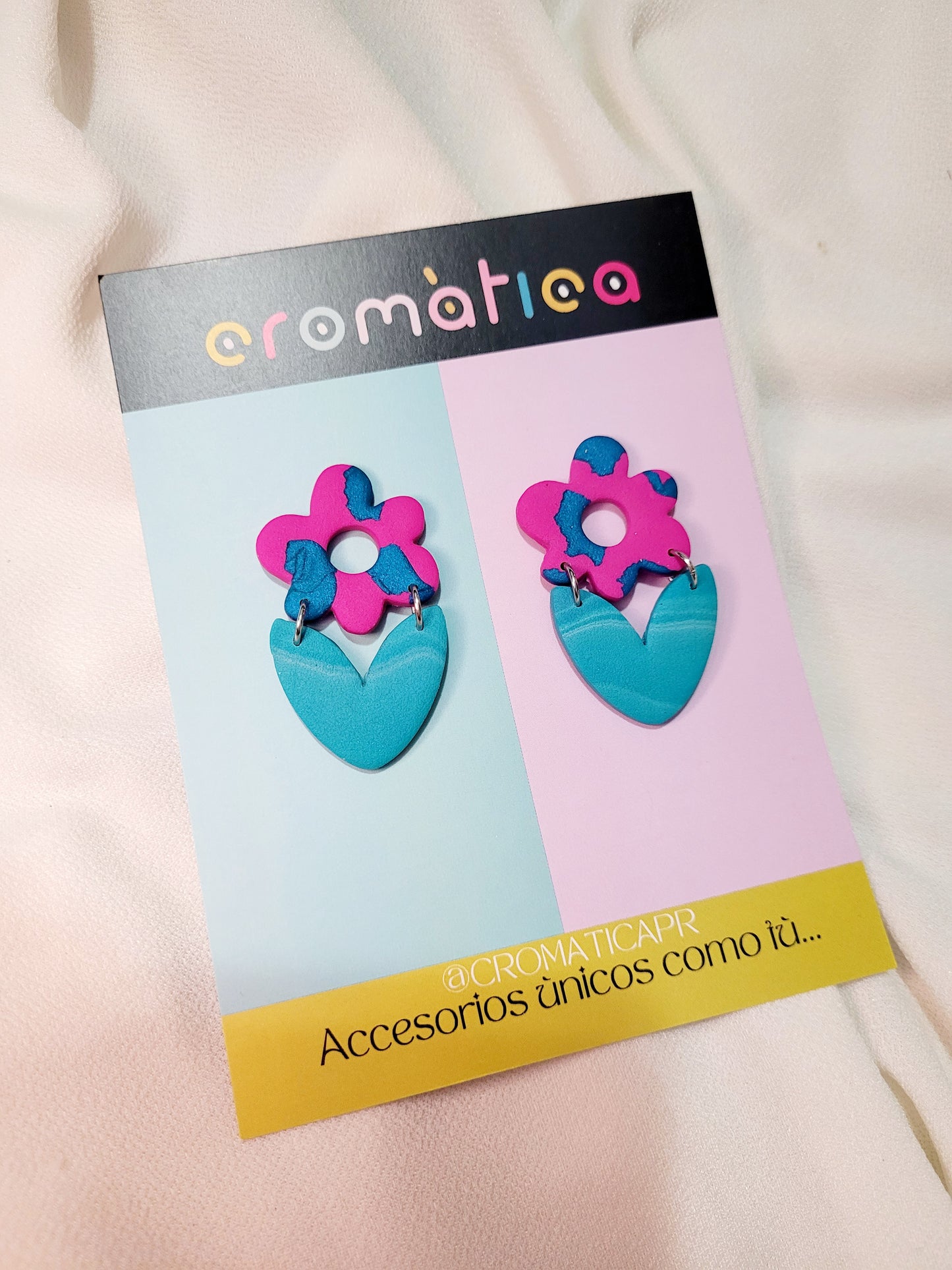 AINA FLOWER EARRINGS